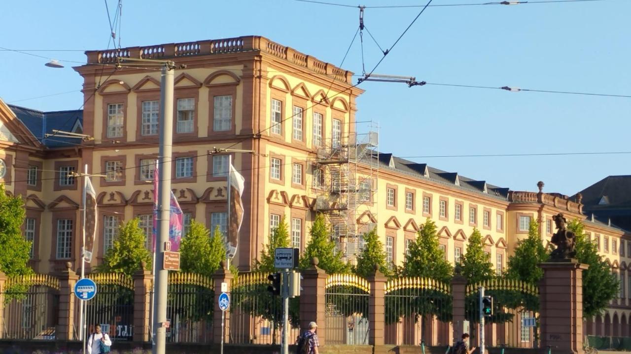 דירות Mannheim Zentrum Stadthaus Zimmer 5 מראה חיצוני תמונה